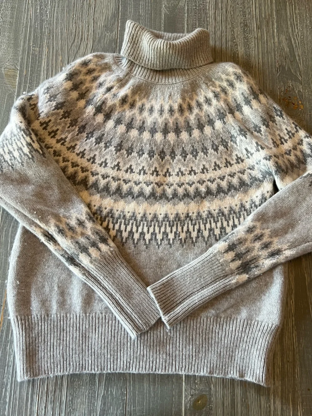 Vineyard Vines Fair Isle Turtleneck Sweater in Gray and Cream